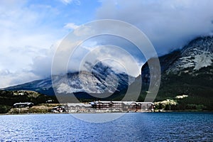 Many Glacier Hotel