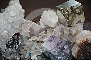 Many minerals, quartz and pyrite cubes