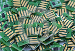 Manys Electronic Chips