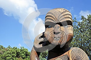 Maori warrior wood carving statue