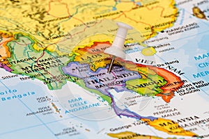Map of Thailandia with a white pushpin