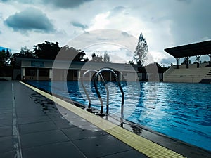 Marabunta swimming pool