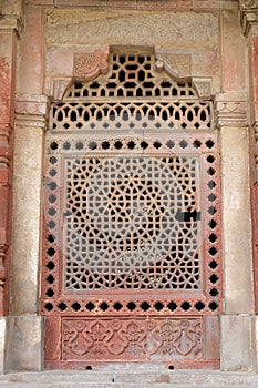 Marble carved window at Isa Khan Tomb