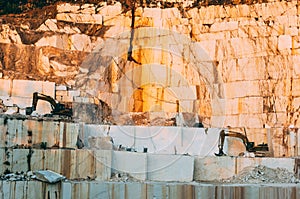 Marble quarrying photo