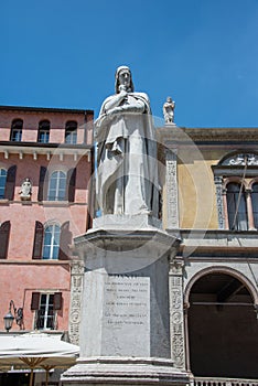 Marble statue in honor of Dante Alighieri front view