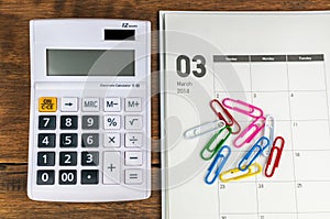 March organizer with calculator