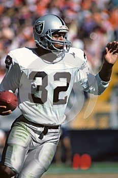 Marcus Allen, Oakland Raiders