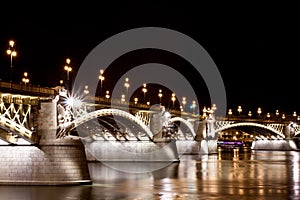 Margind hÃÂ­d - Margaret bridge, Budapest photo