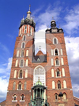 Mariacki Church in Cracow photo