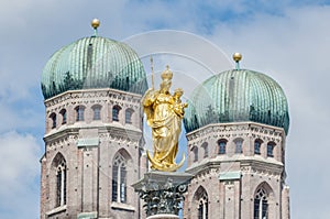 The MariensÃÂ¤ule column in Munich, Germany. photo