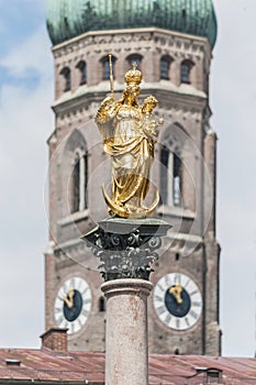 The MariensÃÂ¤ule column in Munich, Germany photo
