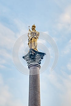 The MariensÃÂ¤ule column in Munich, Germany photo