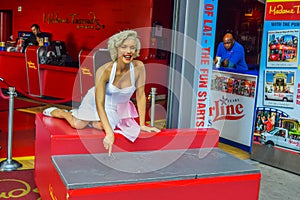 Marilyn Monroe, The Hollywood Walk of Fame stretches for 15 blocks of sidewalk on Hollywood Boulevard. Madame Tussauds Hollywood w