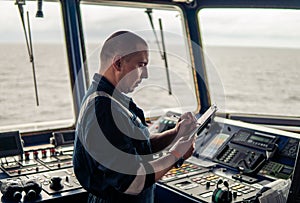 Marine navigational officer or chief mate on navigation watch