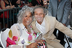 Mark Burnett,Della Reese