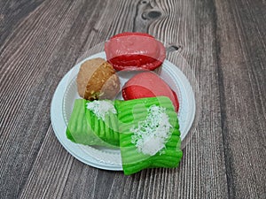 Market snacks made from flour and other ingredients, namely: ku cake, getuk lindri and round tofu