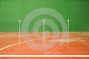 Marks in an fronton court