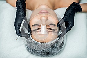 Markup with ruler on brows