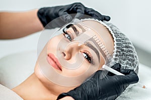 Markup with ruler on brows