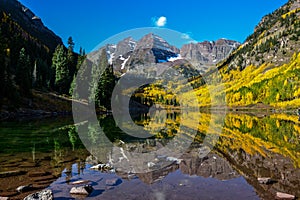 Maroon Bells, Aspen, Colorado photo