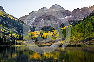 Maroon bells aspen colorado photo