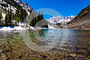 Maroon Bells lake in Spring scenic destination in Colorado