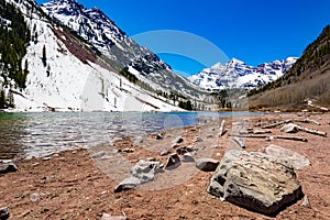 Maroon Bells lake in Spring scenic destination in Colorado