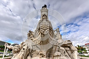 Marquess of Pombal Square - Lisbon, Portugal photo