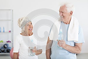 Married couple at the gym