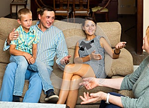 Marrieds with grandmother and little son