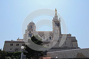 Marseille : Basilique Notre-Dame de la Garde, la Bonne MÃ¨re. The Basilica of Our Lady of the Guard, religious famous monument