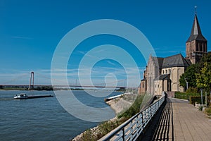 Martinikirche in Emmerich with a view of the RheinbrÃ¼cke