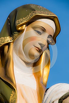 Mary vergin statue
