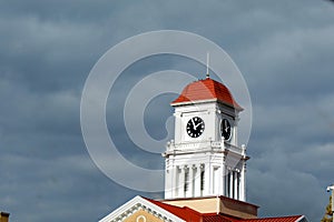 Maryville, TN Courthouse on a bright sunny day