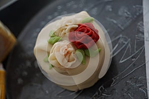 Marzipan cake with roses