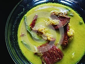 Masak lemak daging salai Smoked beef cooked in coconut milk