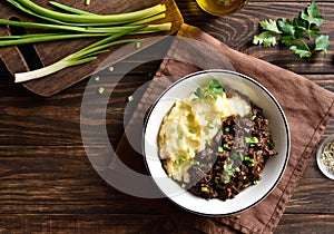 Mashed potatoes with slow cooked beef