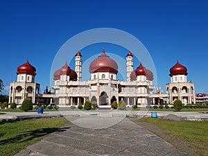 Masjid Agung Baitul Makmur Meulaboh, Aceh Barat.