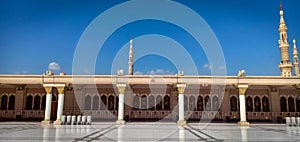 MASJID AL NABAWI SHAREEF IN MADINA SAUDI ARABIA