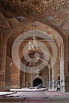 Masjid Wazir khan Interior photo