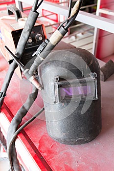 Mask argon welding on table