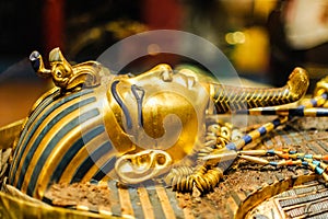 Mask of pharaoh Tutankhamun