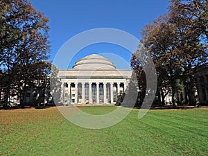 Massachusetts Institute of Technology