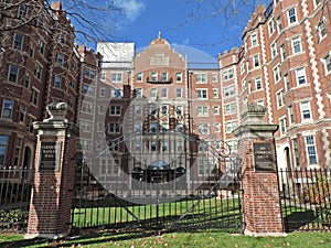 Massachusetts Institute of Technology