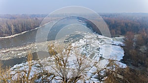 Massive ice floes on Tisza river