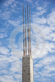 Massive reinforced concrete column