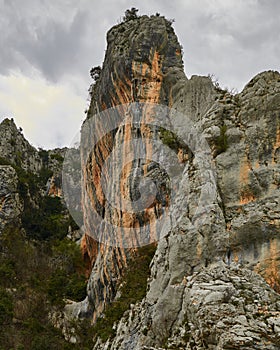 Massive rock above Bovilla lake