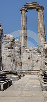 Massive stone columns