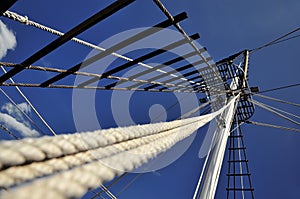 The mast of the ship, which goes to Mount Athos