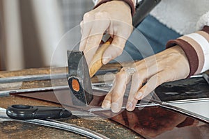 master glassmaker at work